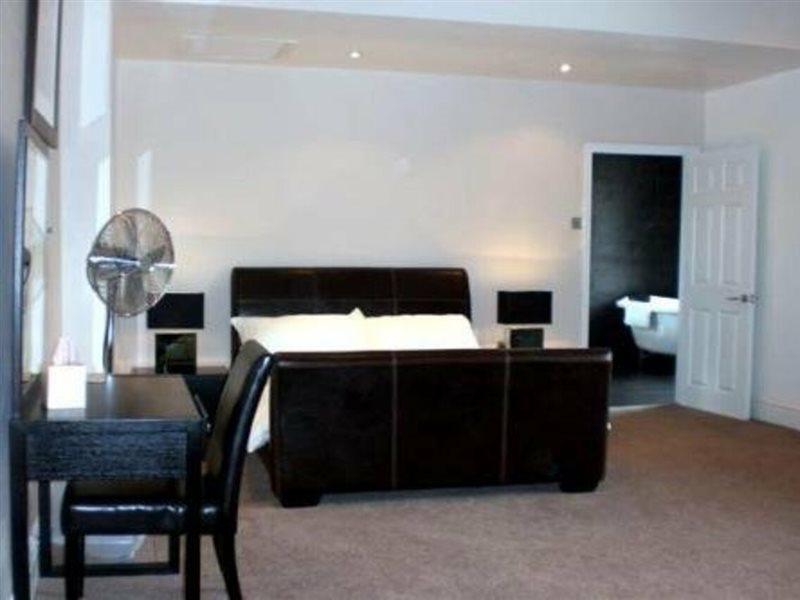The Amblehurst Hotel Сейл Экстерьер фото