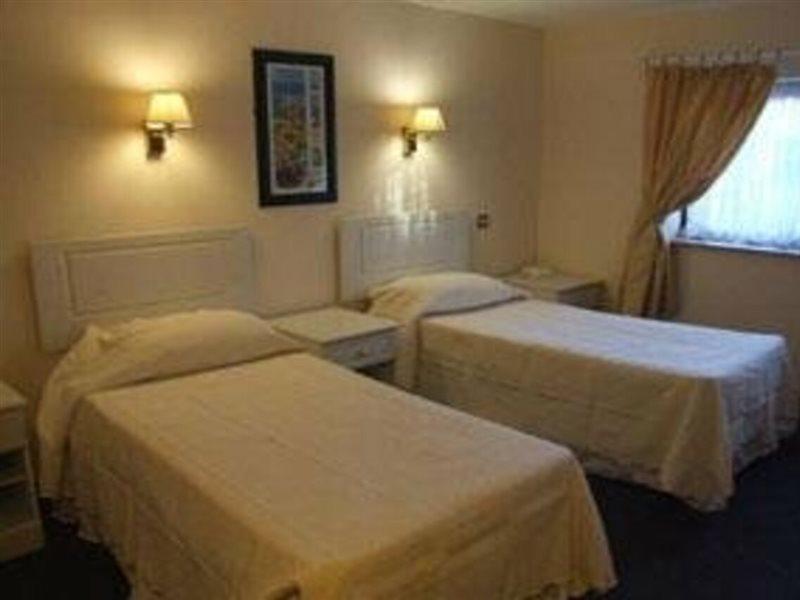 The Amblehurst Hotel Сейл Экстерьер фото