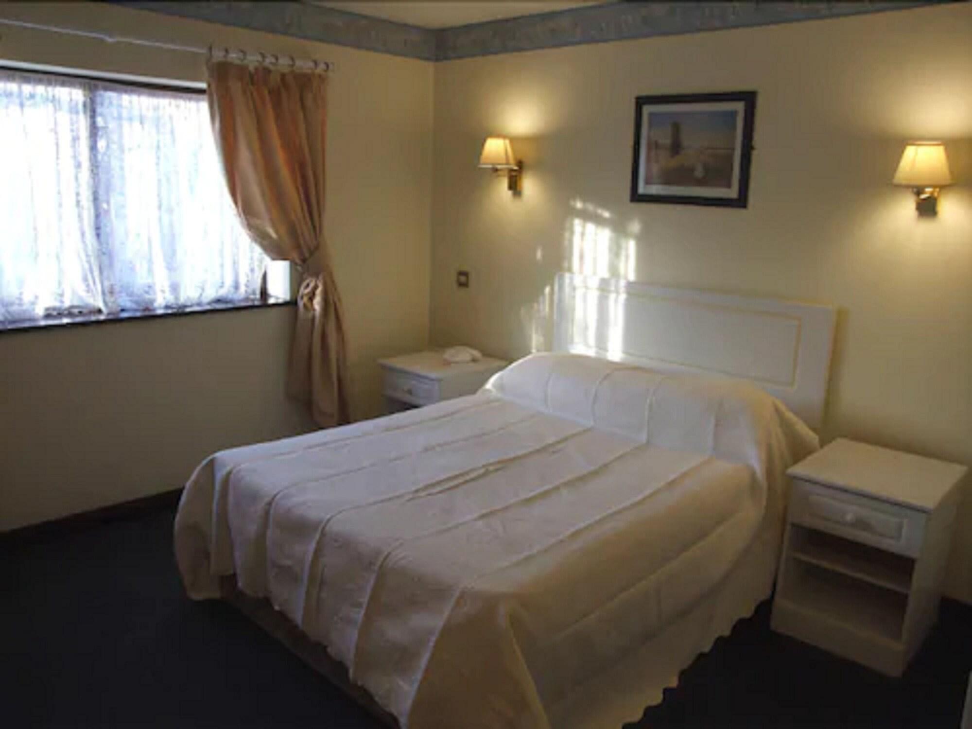 The Amblehurst Hotel Сейл Экстерьер фото